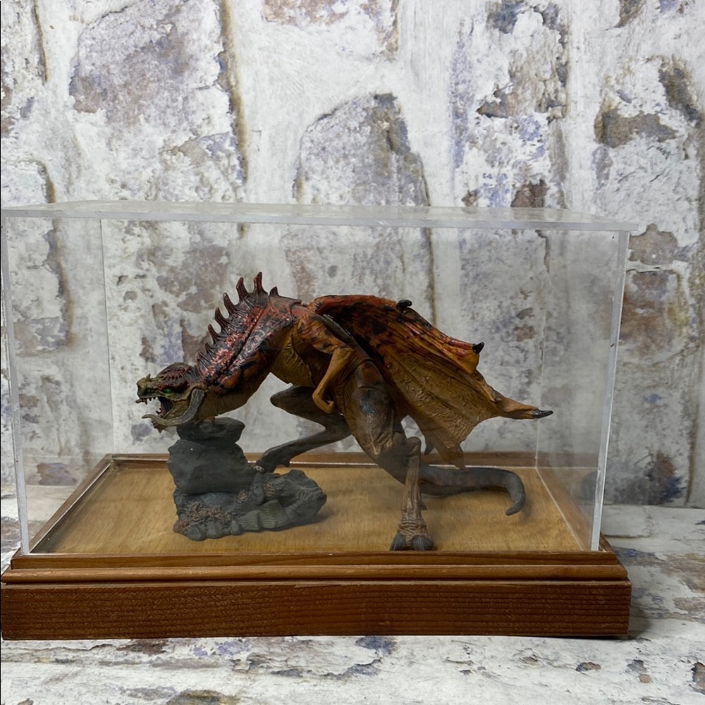 McFarlane Berserker Dragon Series 3 with Case - Picture 1 of 7